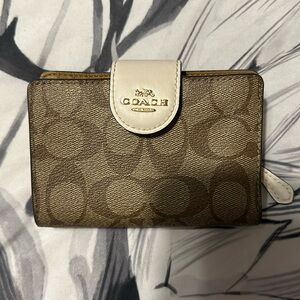 Coach wallet